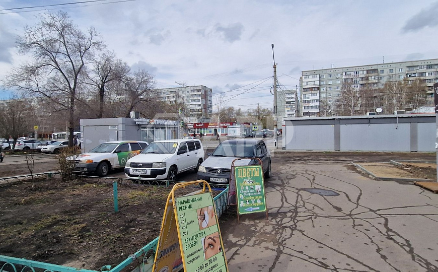 Площадь в ТК/Трафик/Разгрузка/Жилой массив/10-15м² фото