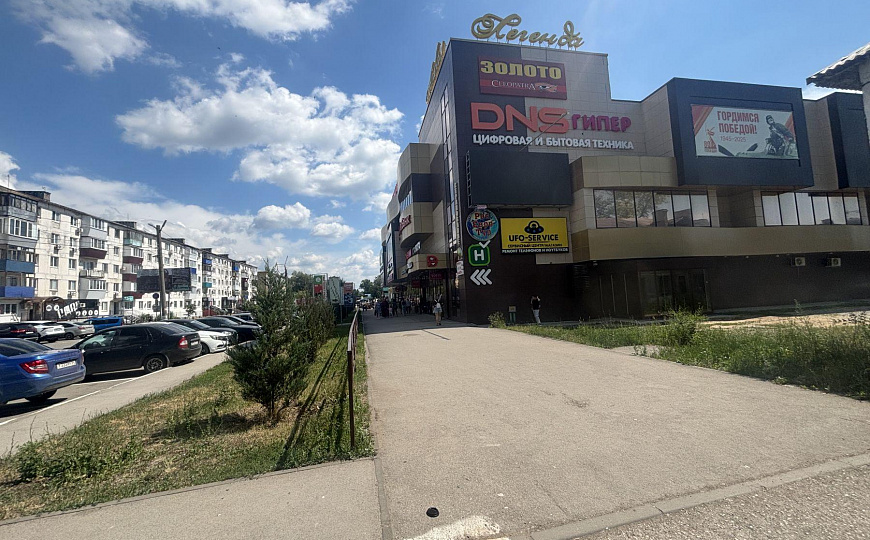 Торговое помещение 156 м2   в ТЦ «Новая Легенда» в Чапаевске  фото