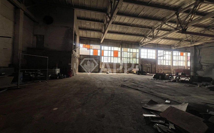 Сдам производственное помещение, 1 000 м² фото