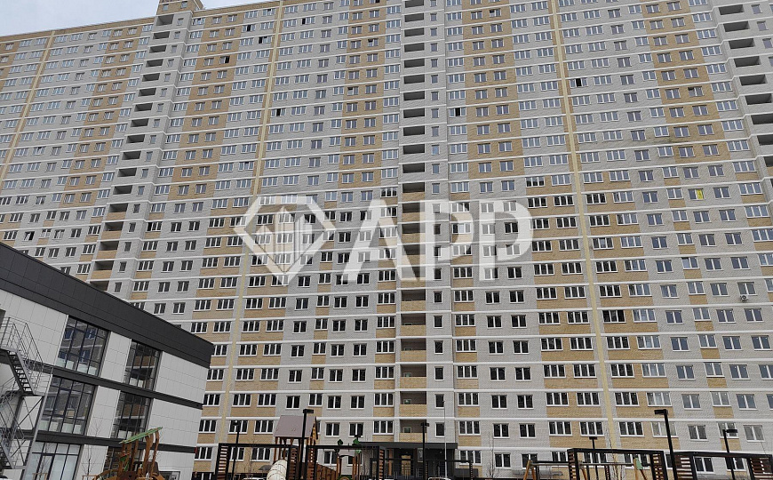 Продаю торговое помещение, 82,9 м² фото