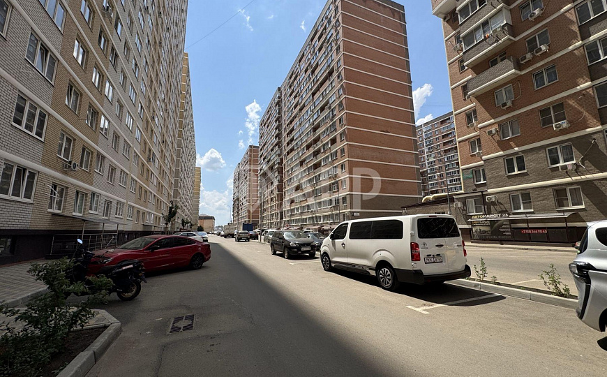 Продаю торговое помещение, 82,9 м² фото