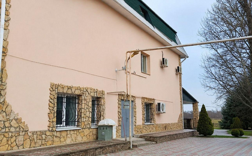 Гостиница на берегу р. Волга (с. Чардым), 1 000 м²  фото