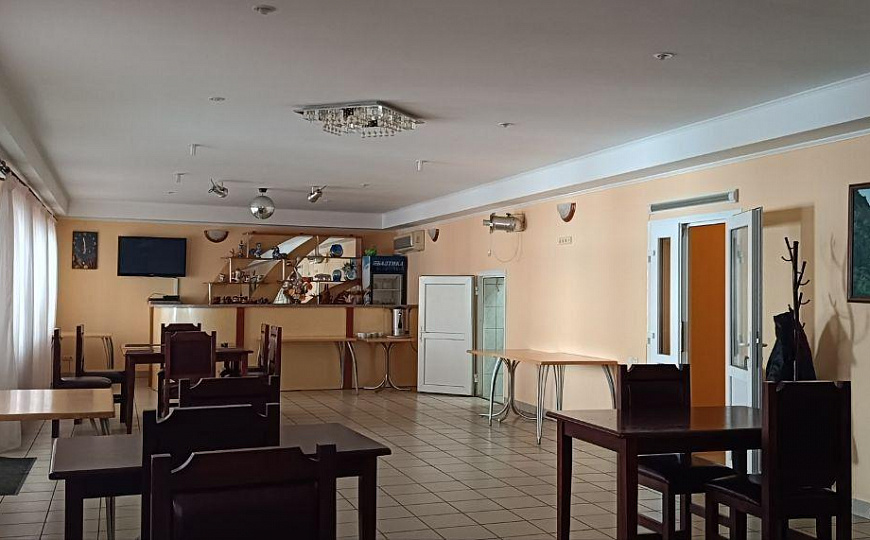 Гостиница на берегу р. Волга (с. Чардым), 1 000 м²  фото