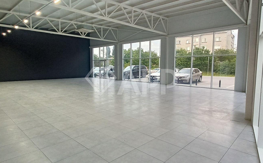 Аренда, помещения свободного назначения от 105 м² до 620 м². фото