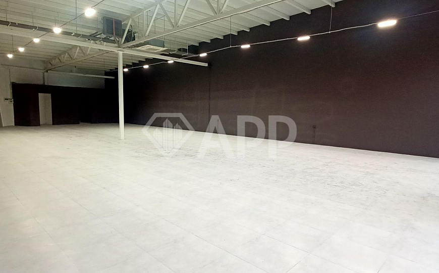 Аренда, помещения свободного назначения от 105 м² до 620 м². фото