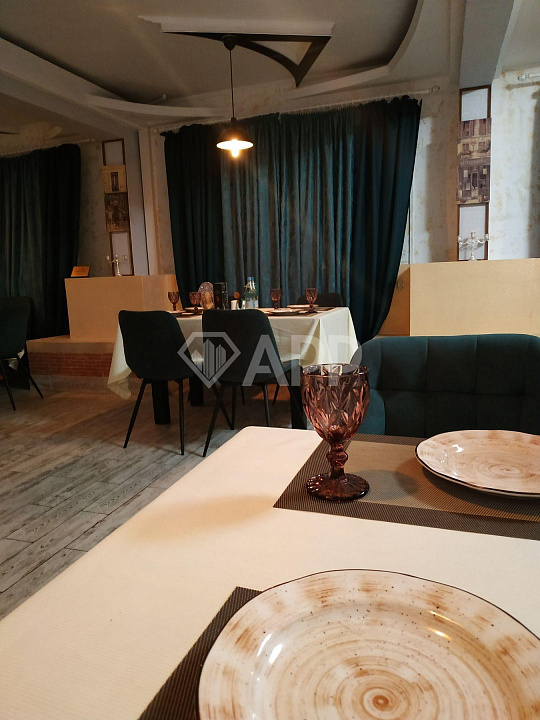 Помещение 250 м2 в самом центре Сочи фото