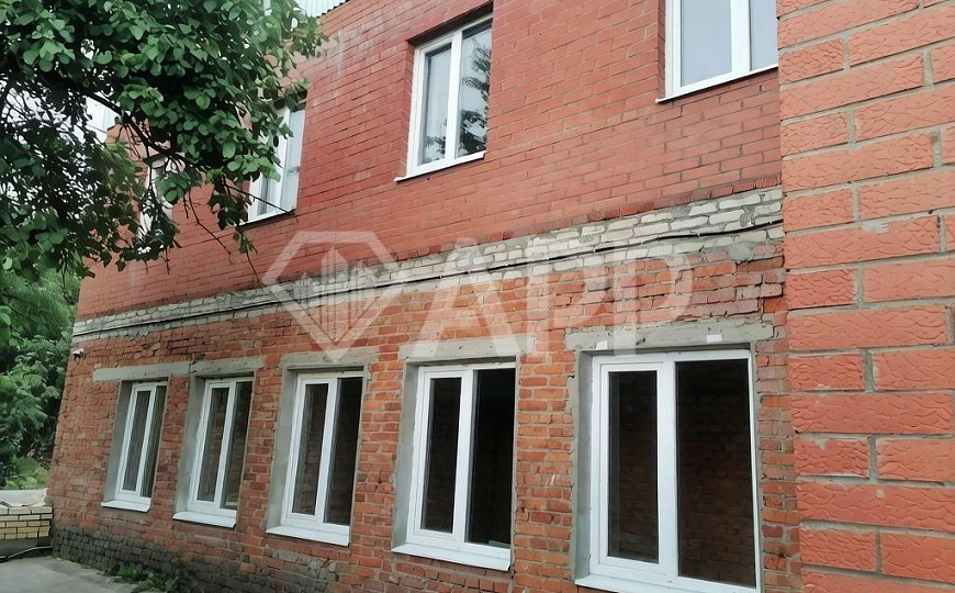 Сдам отдельно стоящее офисное здание, 380 м² фото