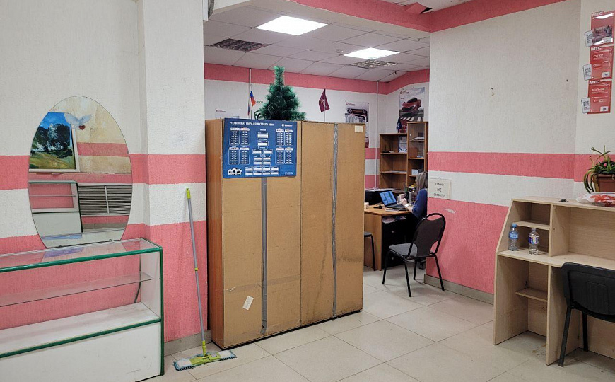 Торговая площадь в районе Авиатора 90 м2!!!! фото
