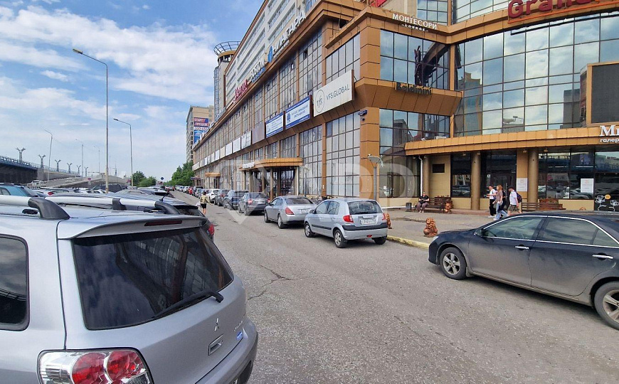 Офис 206,2 м² с арендатором в Миллениуме фото