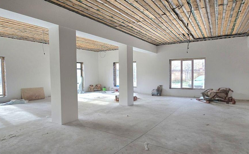Помещение свободного назначения 300 м2 фото