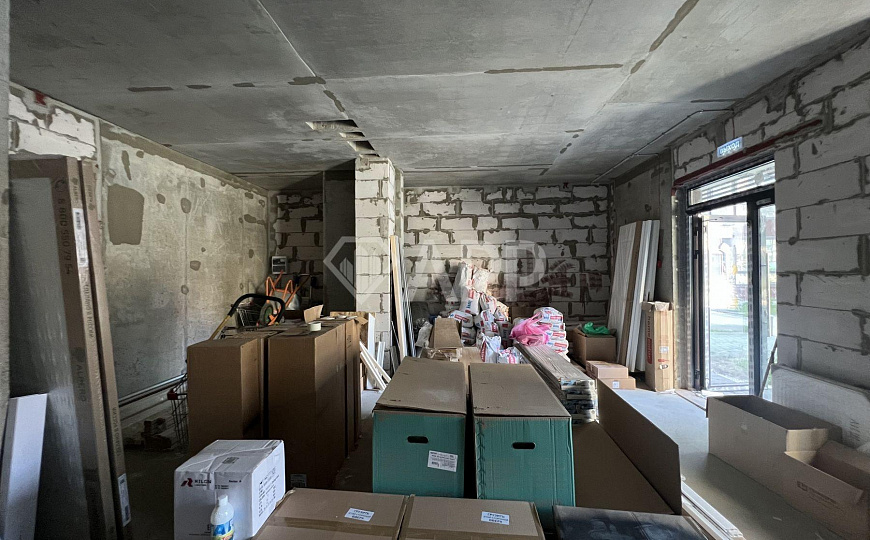 Сдаю торговое помещение 46,2 м² услуги бьюти магазин  офис фото