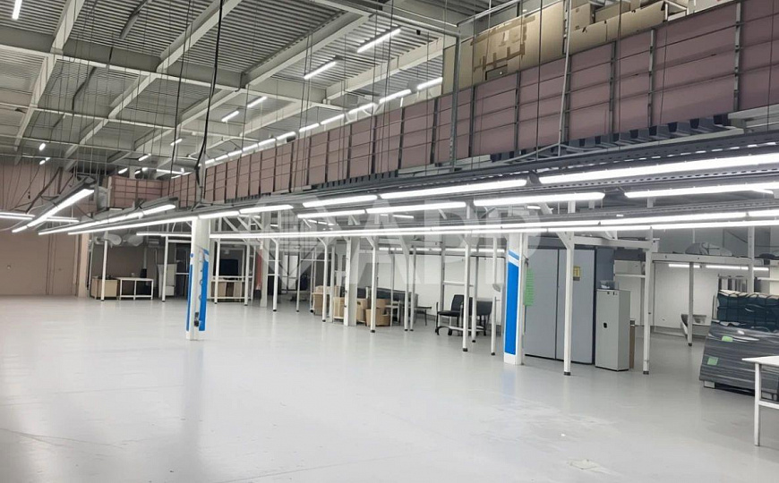 ОСП 3375 м² на собственном участке 0,7 га в Одинцово (Немчиновка) — 250 кВт, своя газовая котельная. фото