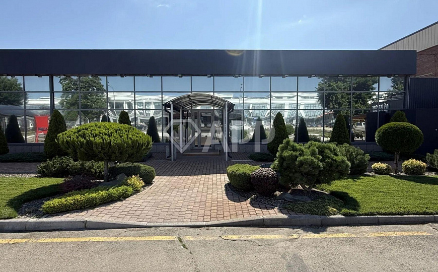 Сдаю магазин - шоурум на первой линии Ростовское шоссе, 231 м² фото