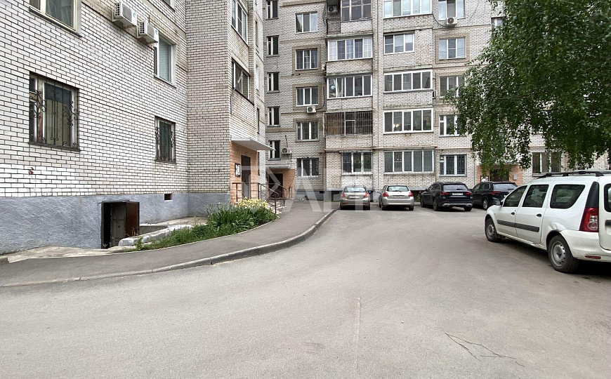 Помещение 94м² в подвале / Блюхера 6 / дешево / инвесторам или под проект фото