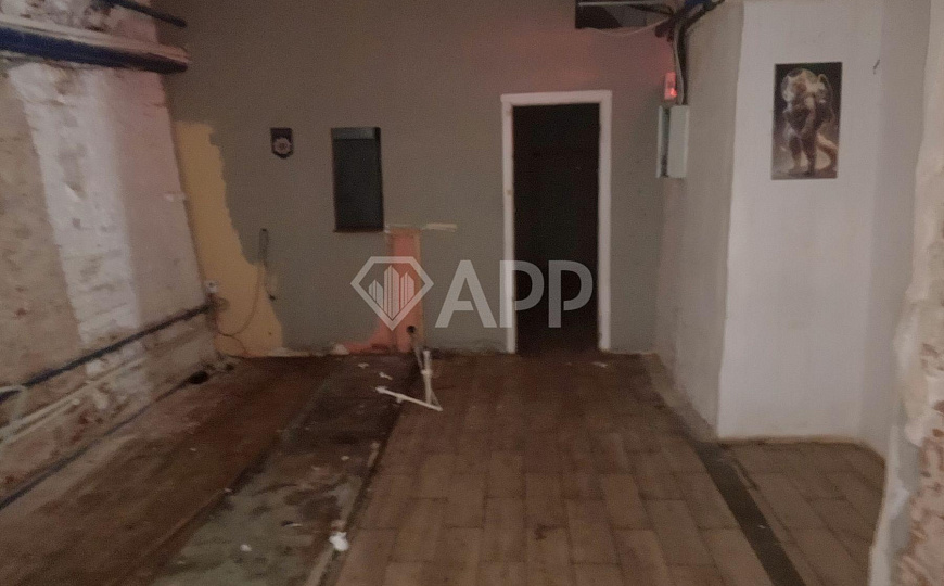 В самом центре города Казань , в Вахитовском районе, сдаётся помещение свободного назначения фото