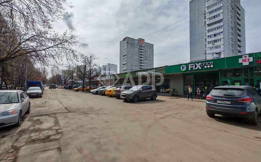 Продается торговое помещение, 1746 м² фото