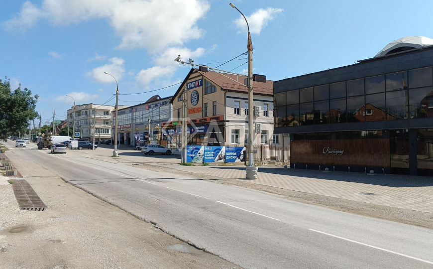 Сдам отдельно стоящее здание, 470 м² фото