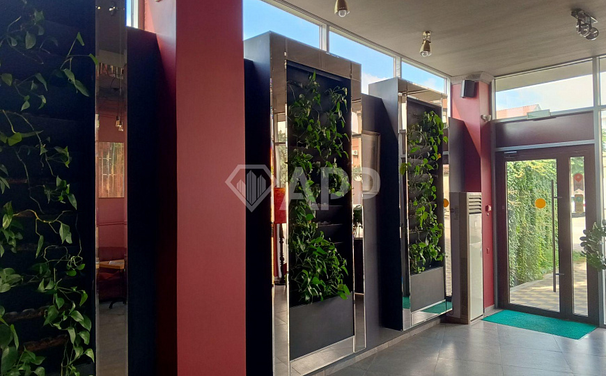Сдам отдельно стоящее здание, 470 м² фото