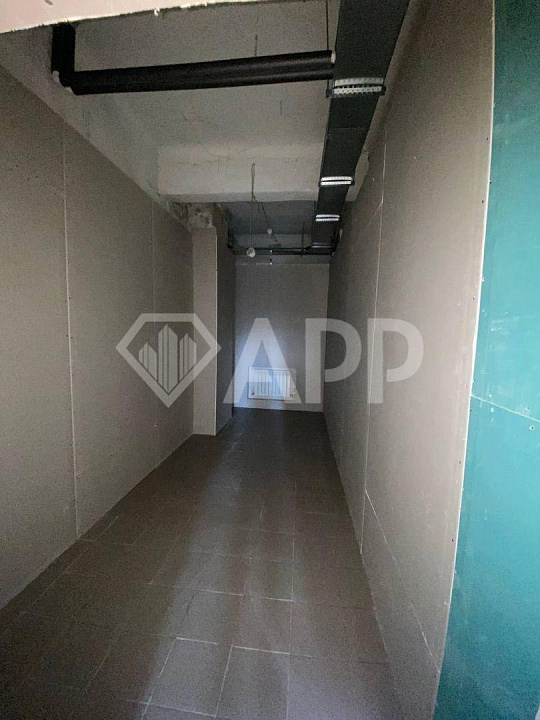Сдам торговое помещение, 42 м² фото
