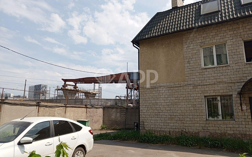 Сдается отдельно стоящее здание 370 м², хостел-гостиница, общежитие, магазин и др. на участке 5соток фото