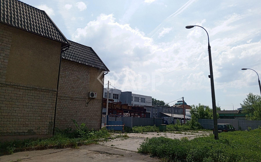 Сдается отдельно стоящее здание 370 м², хостел-гостиница, общежитие, магазин и др. на участке 5соток фото