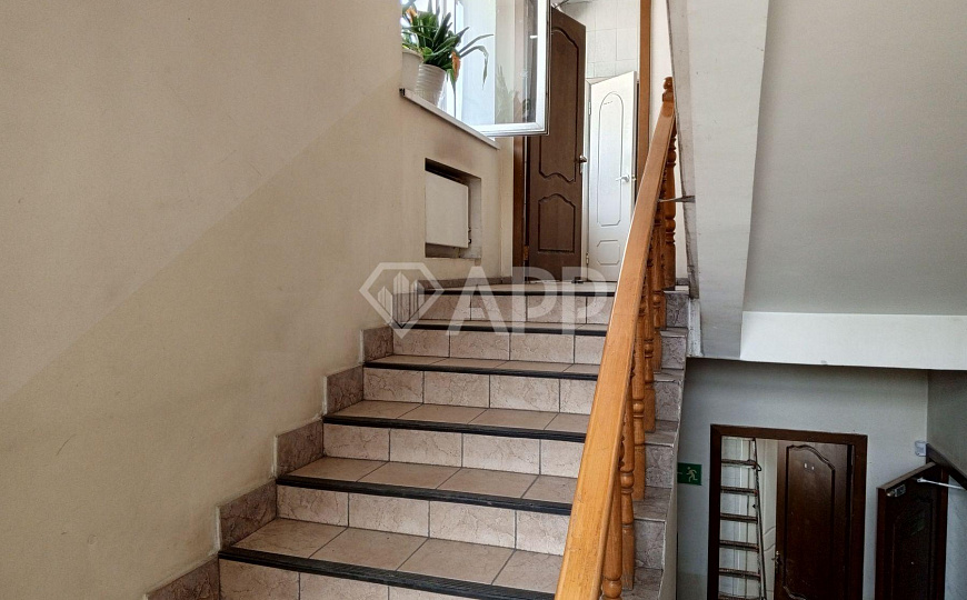 Сдается отдельно стоящее здание 370 м², хостел-гостиница, общежитие, магазин и др. на участке 5соток фото
