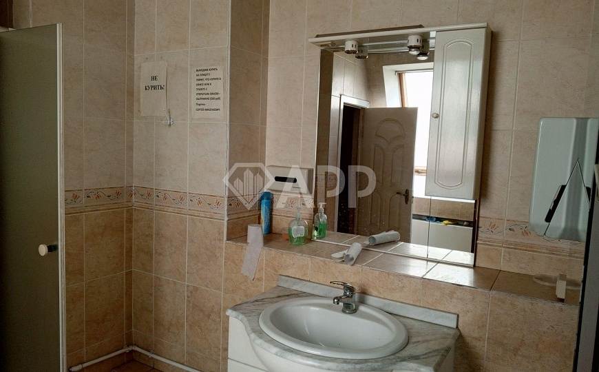 Сдается отдельно стоящее здание 370 м², хостел-гостиница, общежитие, магазин и др. на участке 5соток фото
