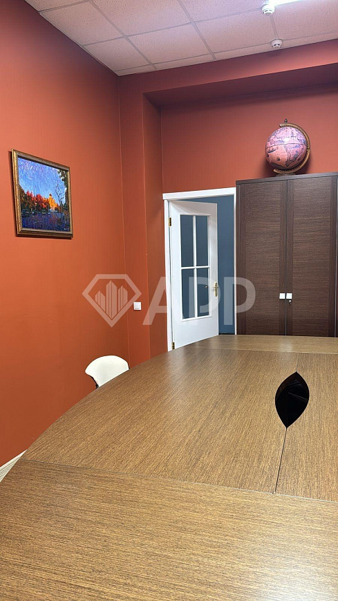 Продам офисное помещение, 352 м² фото