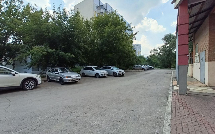 Помещение с арендатором 144,4 м2 фото