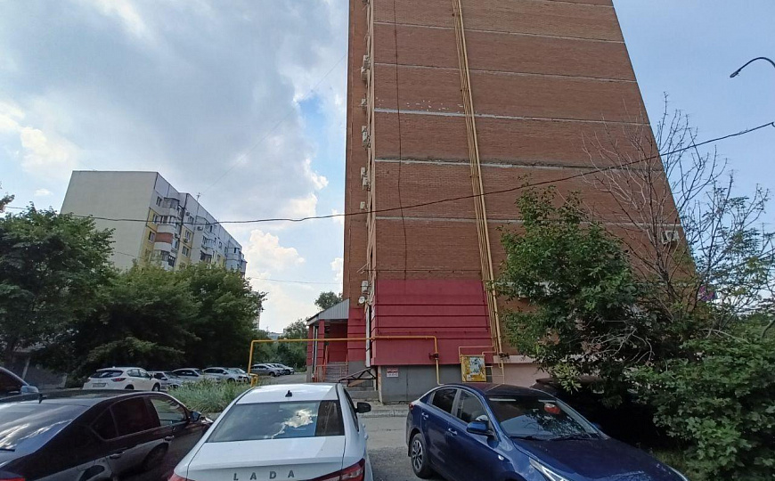 Помещение с арендатором 144,4 м2 фото