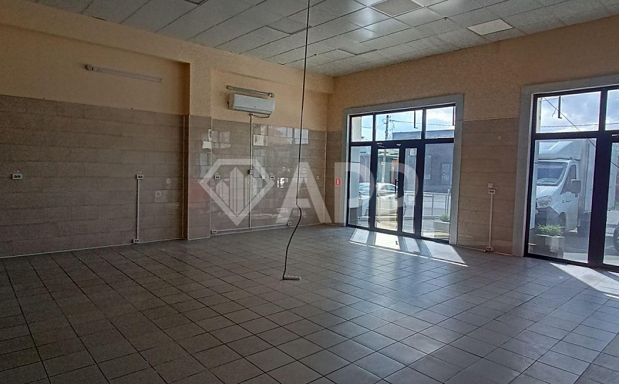 Сдам помещение свободного назначения, 65,7м². фото