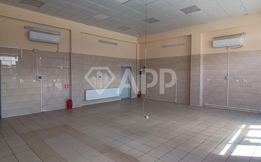 Сдам помещение свободного назначения, 65,7м². фото