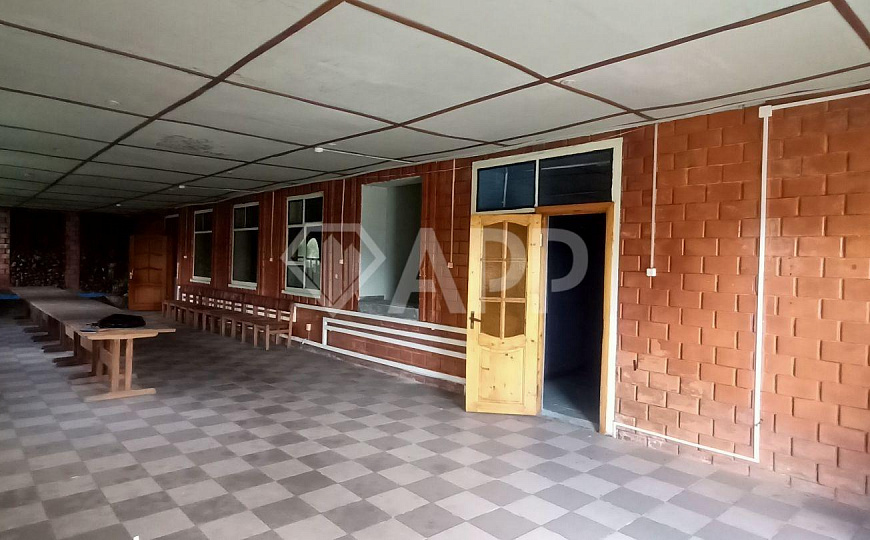 Сдам отдельно стоящее здание, 216 м².  фото