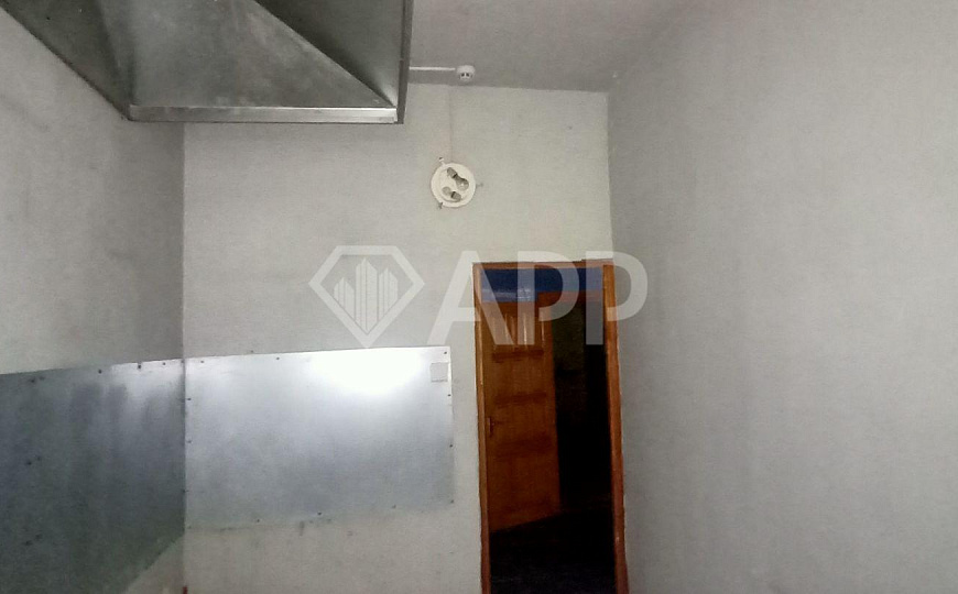 Сдам отдельно стоящее здание, 216 м².  фото
