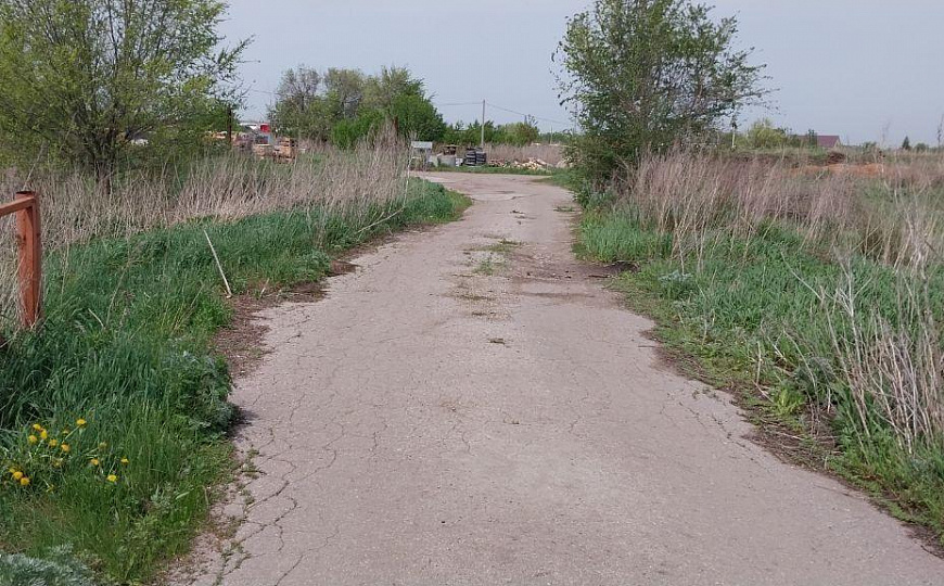 База (производство, склад 3250 кв.м). Земельный участок 4 Га фото