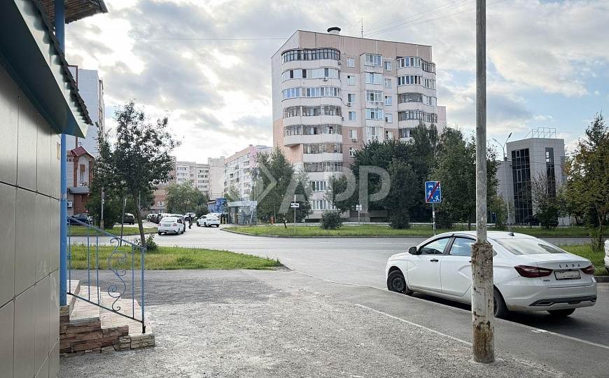 Сдаю 90 кв.м. на Бигичева с новым ремонтом фото