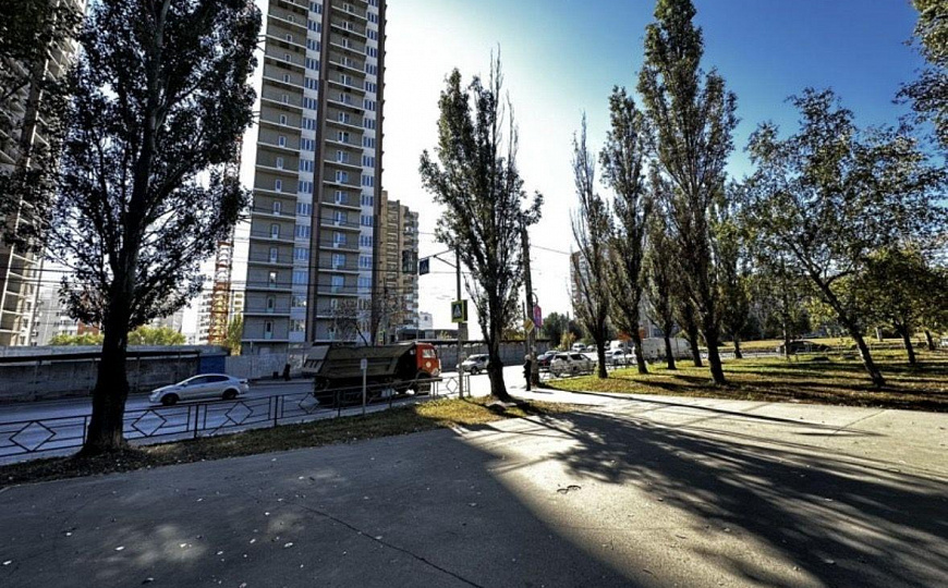 Продажа здания 5164.9 м2 с земельным участком 2328 м2  на 1 линии ул.Антонова-Овсеенко фото
