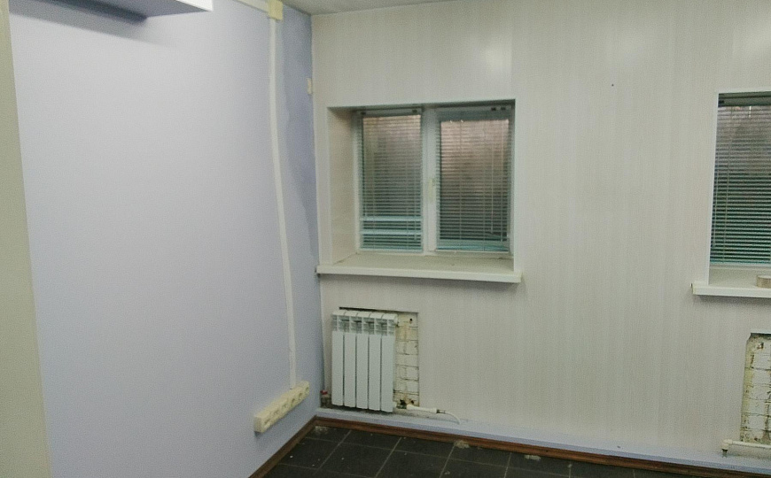 Офис с ремонтом, цоколь, 300 м², ул. Пушкина фото