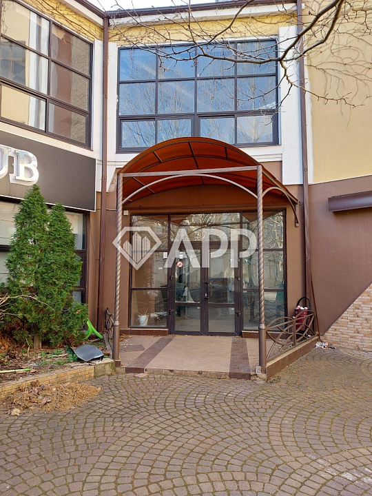 Сдам помещение свободного назначения, 380 м² фото