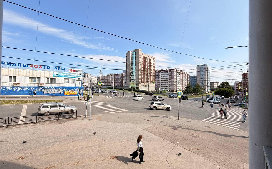 Сдам офис на высоком трафике 112 м2 фото