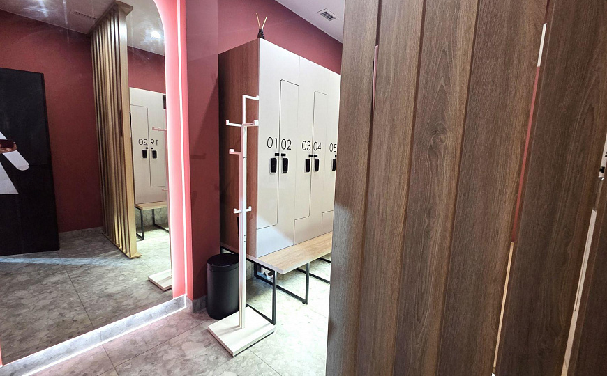 Продажа помещения с арендатором, 471 м² фото