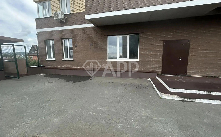Офис в новостройке, ЖК Огни Ижевска, 100.7 м² фото