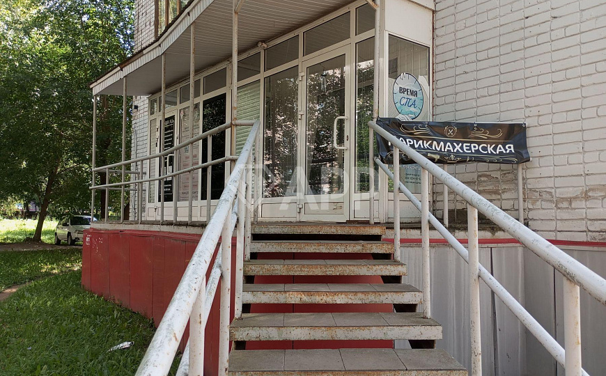 Купить офис в центре Ижевска, 1 линия фото