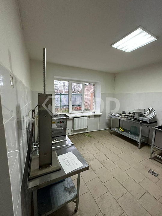 Продам здание, 630 м²   фото