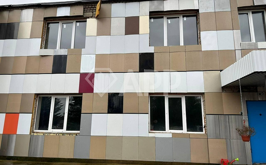 Продам здание, 630 м²   фото