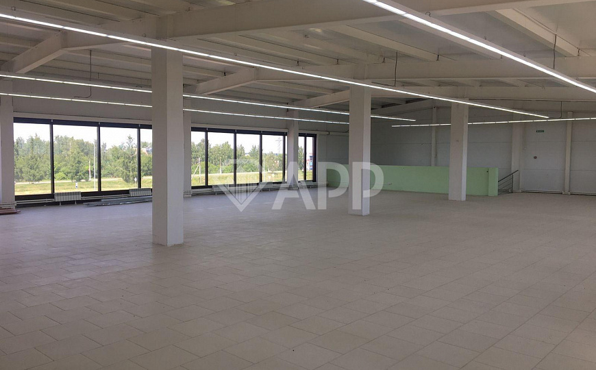 Продается отдельно стоящее здание с арендаторами 2 203 м² фото
