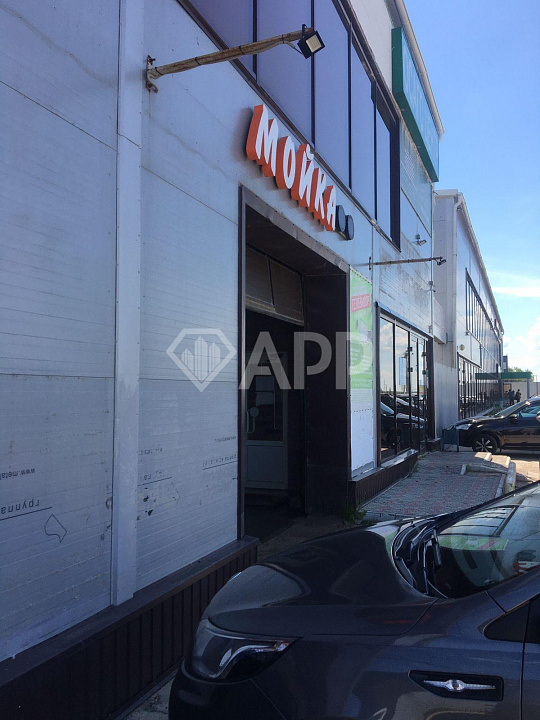 Продается отдельно стоящее здание с арендаторами 2 203 м² фото