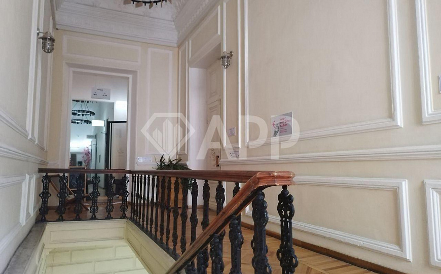 Продам отдельно стоящее здание, 1 570 м² фото