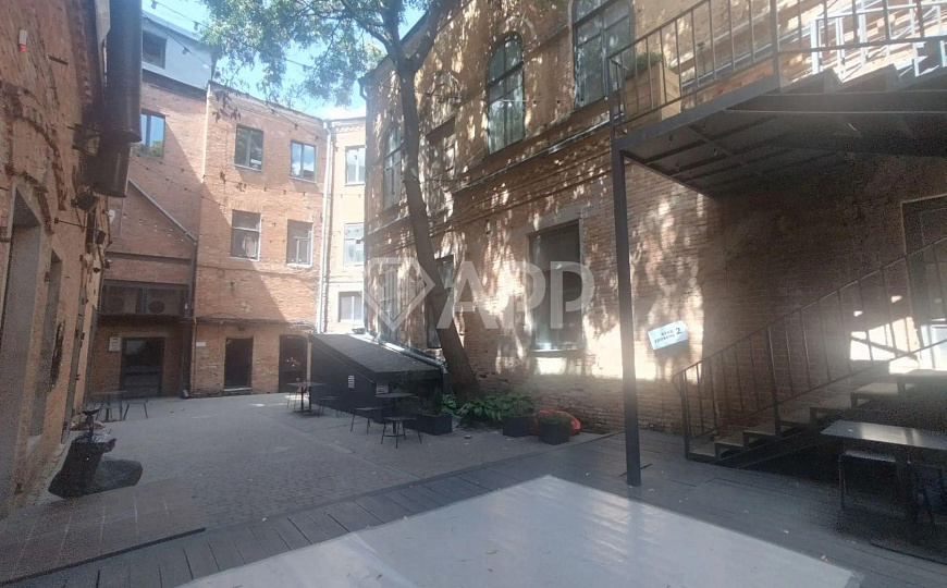 Продам отдельно стоящее здание, 1 570 м² фото