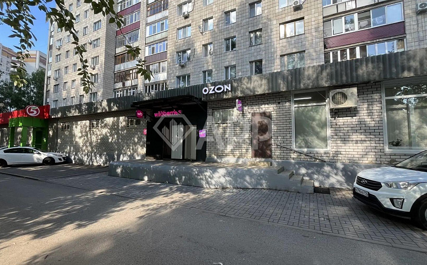 Помещение рядом Пятерочка и ВБ до метро 8 минут фото